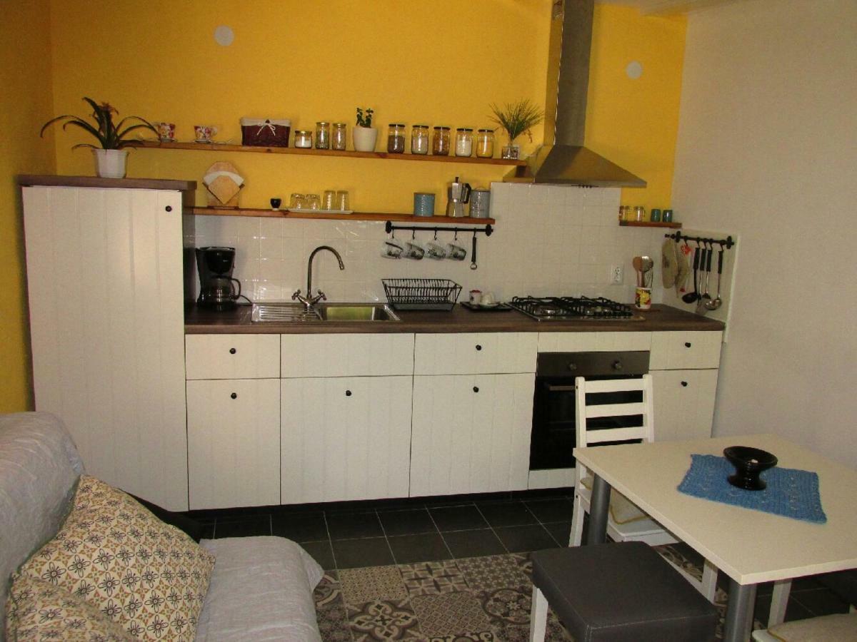 Apartman Vivian Pula Eksteriør billede